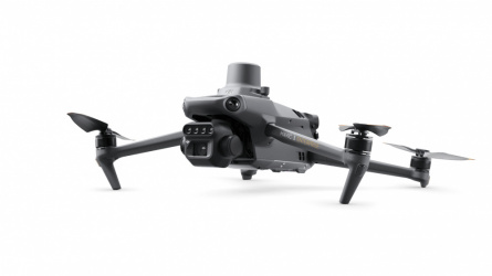 Drone DJI Mavic 3 con Cámara 4K, 4 Rotores, hasta 32.000 Metros, Gris 