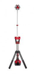 Milwaukee Linterna Recargable M18, 3000 Lúmenes, Negro/Rojo 