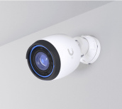 Ubiquiti Networks Cámara de Seguridad IP Bullet IR para Interiores/Exteriores UVC-G5-PRO, Alámbrico, 3840 x 2160 Pixeles, Día/Noche 